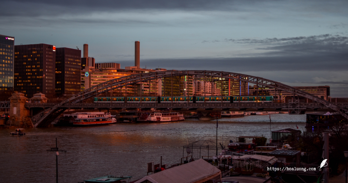 lạc anh giữa paris